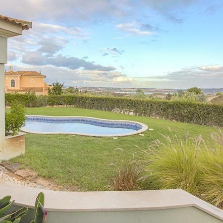 Villas @ Quinta Do Vale Golfe كاسترو ماريم الغرفة الصورة