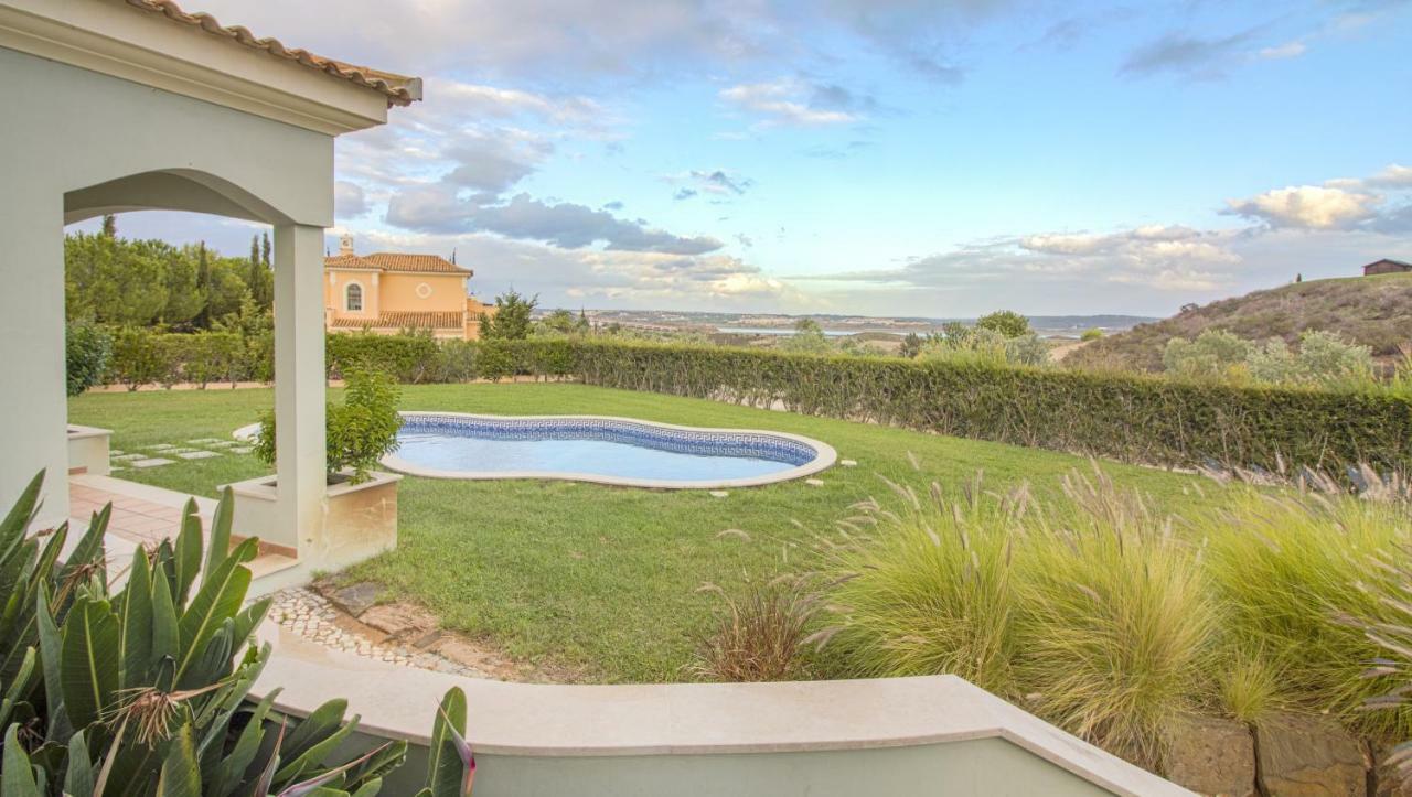 Villas @ Quinta Do Vale Golfe كاسترو ماريم الغرفة الصورة