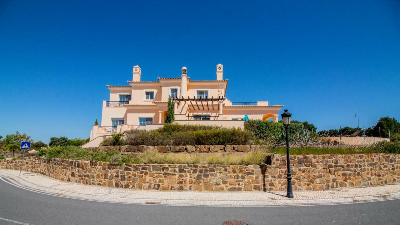 Villas @ Quinta Do Vale Golfe كاسترو ماريم الغرفة الصورة
